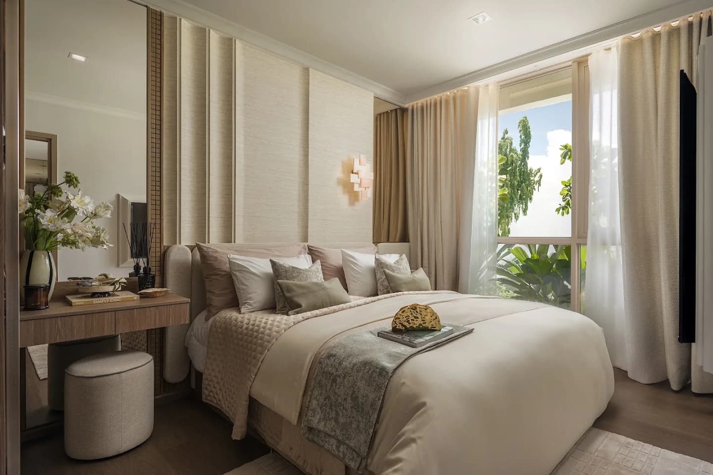 Canvaz Palette, Phuket: Show apartment second bedroom