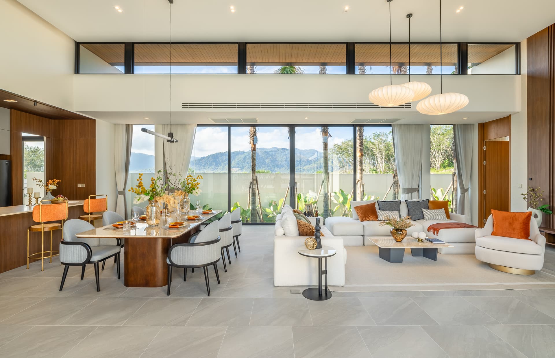 Amber Serenity: Modern Villa with Private Pool in Phuket