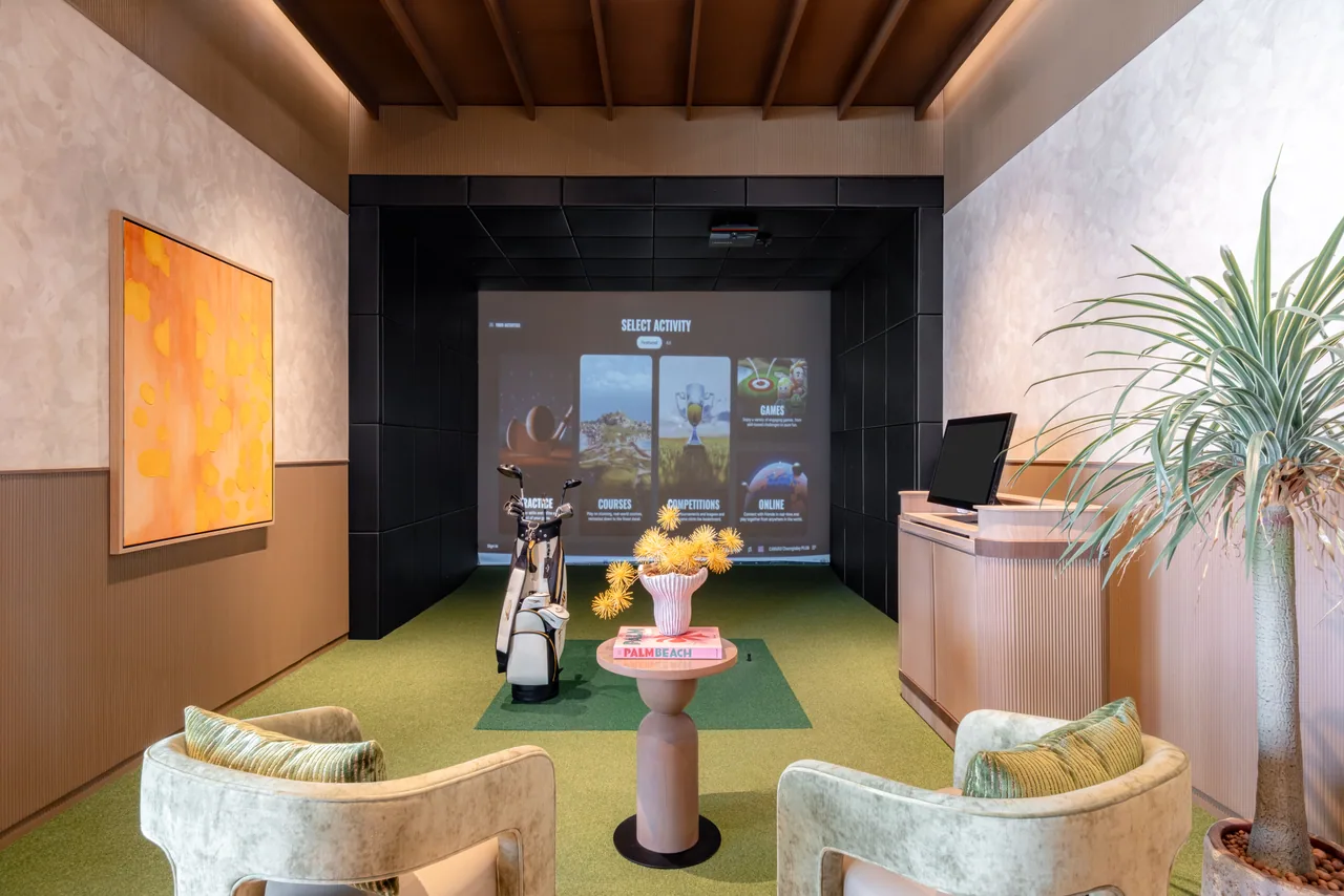 Canvas Cherngtalay, Phuket: golf simulator suite