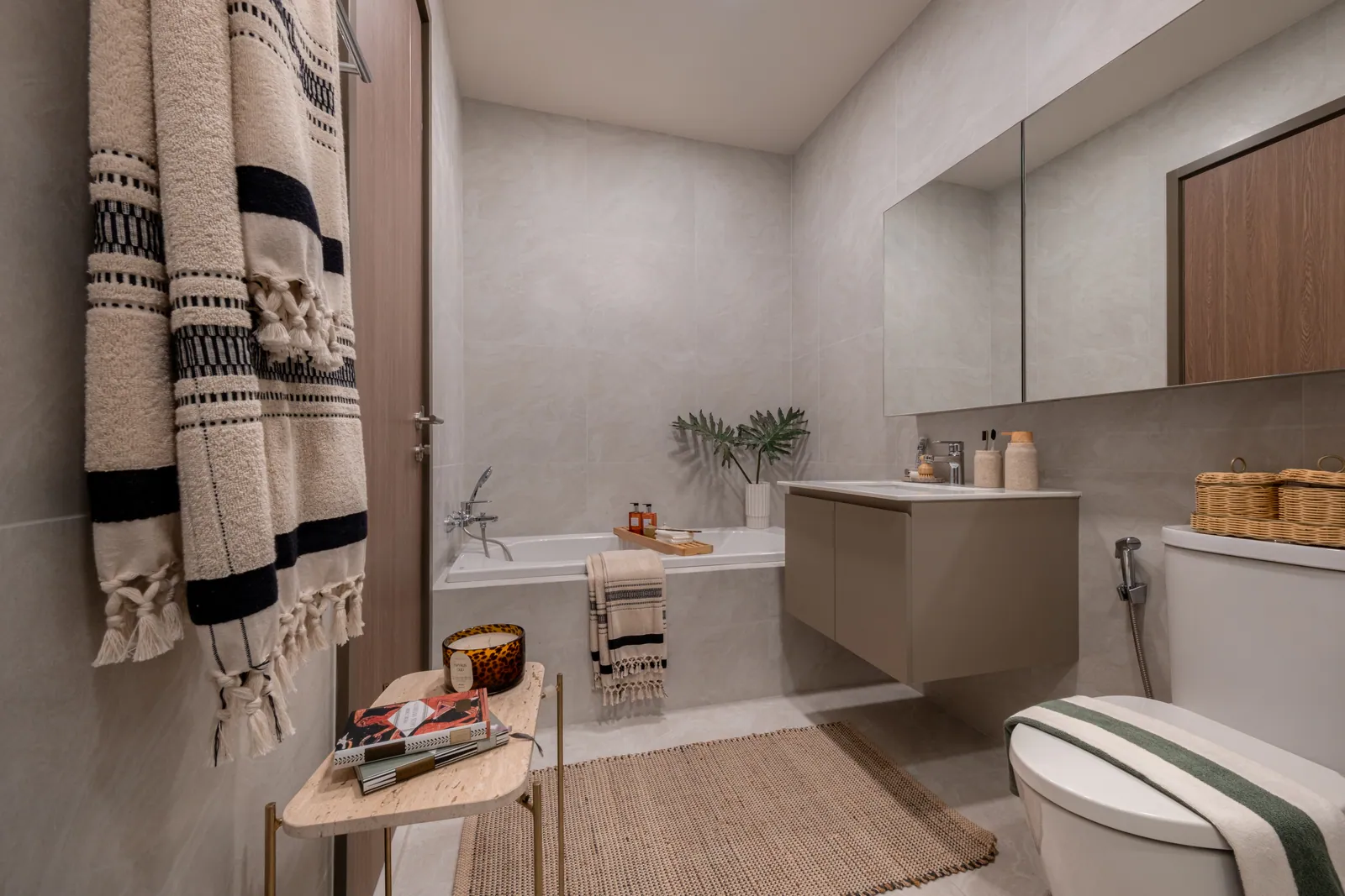 Canvas Cherngtalay, Phuket: show apartment bathroom with a walk-in shower